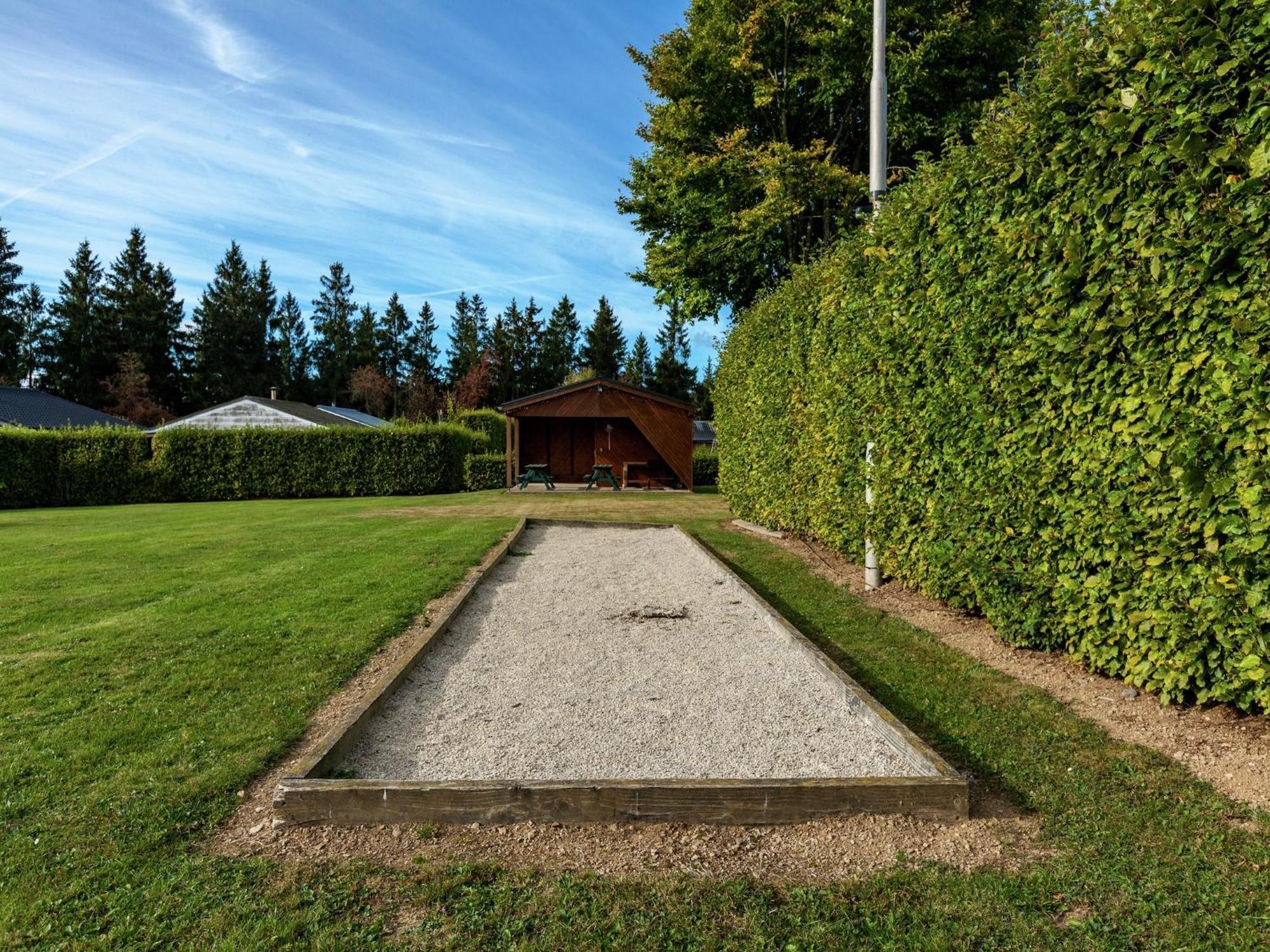 Boutique Chalet In B Llingen Near Lake Wirtzfeld Exterior foto